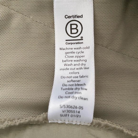 Athleta Trekkie North Short -woman’s Size12 - Picture 10 of 13